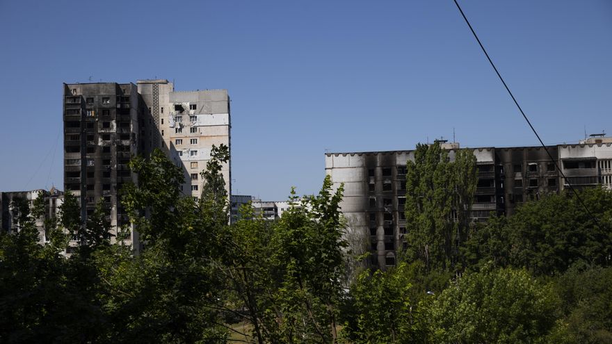 Personal de un centro atacado en Járkov: "Rusia quiere borrar nuestro futuro"