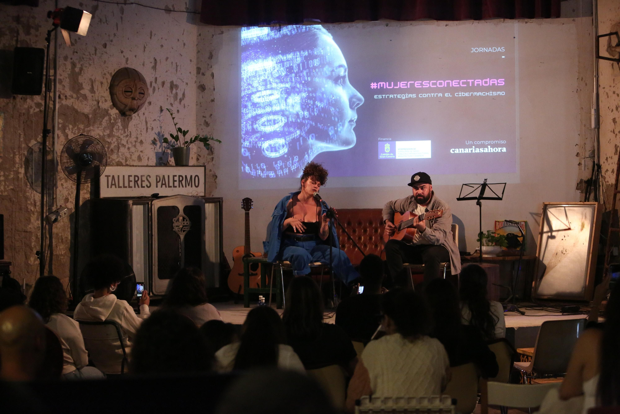 Mel Ömana en el encuentro #MujeresConectadas: Estrategias contra el Cibermachismo’