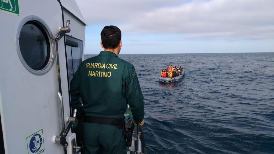 Ascienden a 205 los inmigrantes rescatados en el mar a bordo de varias pateras