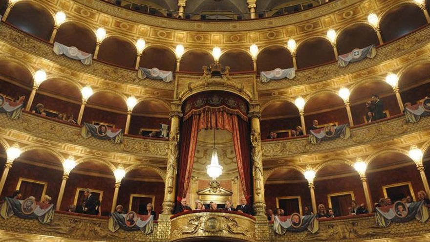 La Ópera de Roma despidió el año con un "Murciélago" que irá a París