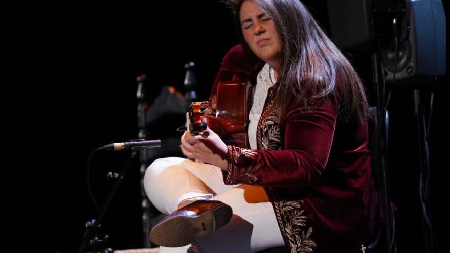 Alba Marcos y Alba Espert ponen la nota flamenca al Teatro El Albéitar de León este jueves.
