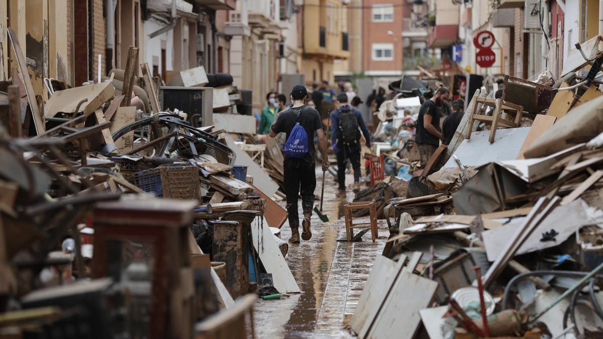 Imagen de archivo de una calle de Paiporta (Valencia) tras la dana del 29 de octubre de 2024