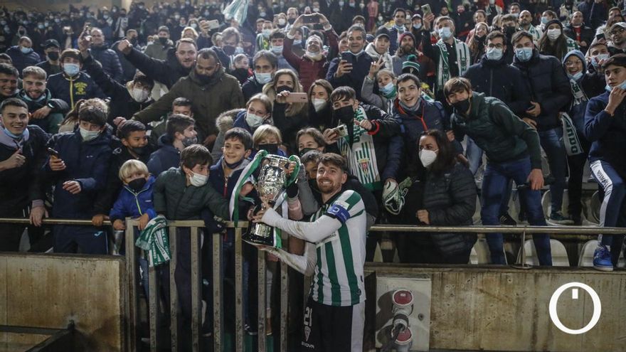 Javi Flores: "Por momentos mágicos como éste fue por lo que volví"