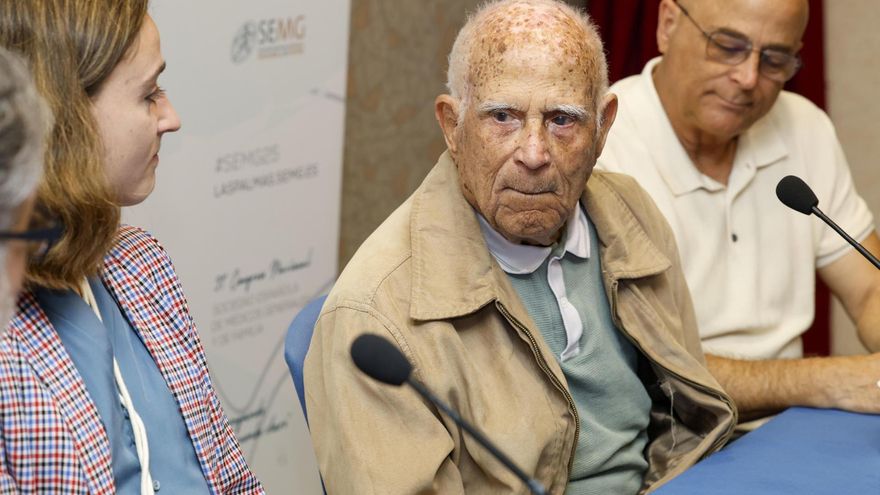 Se buscan científicos para descubrir el secreto de las personas centenarias con buena salud