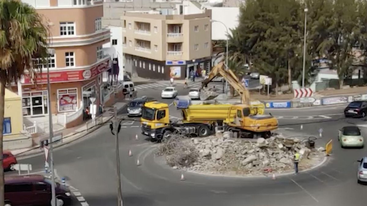 Obras en la entrada de Arguineguín, en el municipio grancanario de Mogán