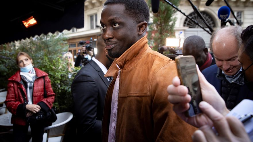 EFE/EPA/IAN LANGSDON