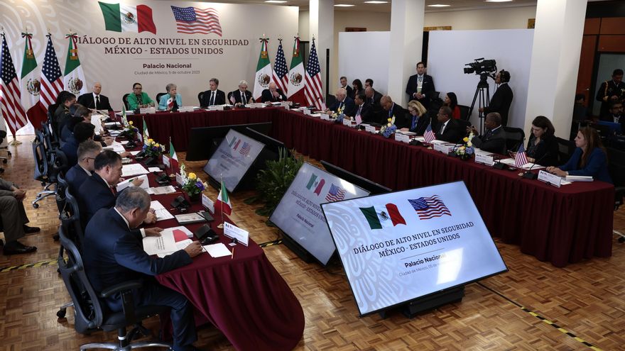 EE.UU. promete trabajar "estrechamente" con México en un modelo migratorio "eficaz"