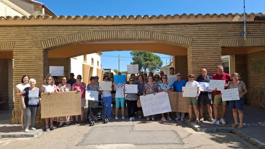 Las zonas rurales de Aragón afrontan con pánico el verano ante la falta de médicos: “La población se multiplica por cinco”