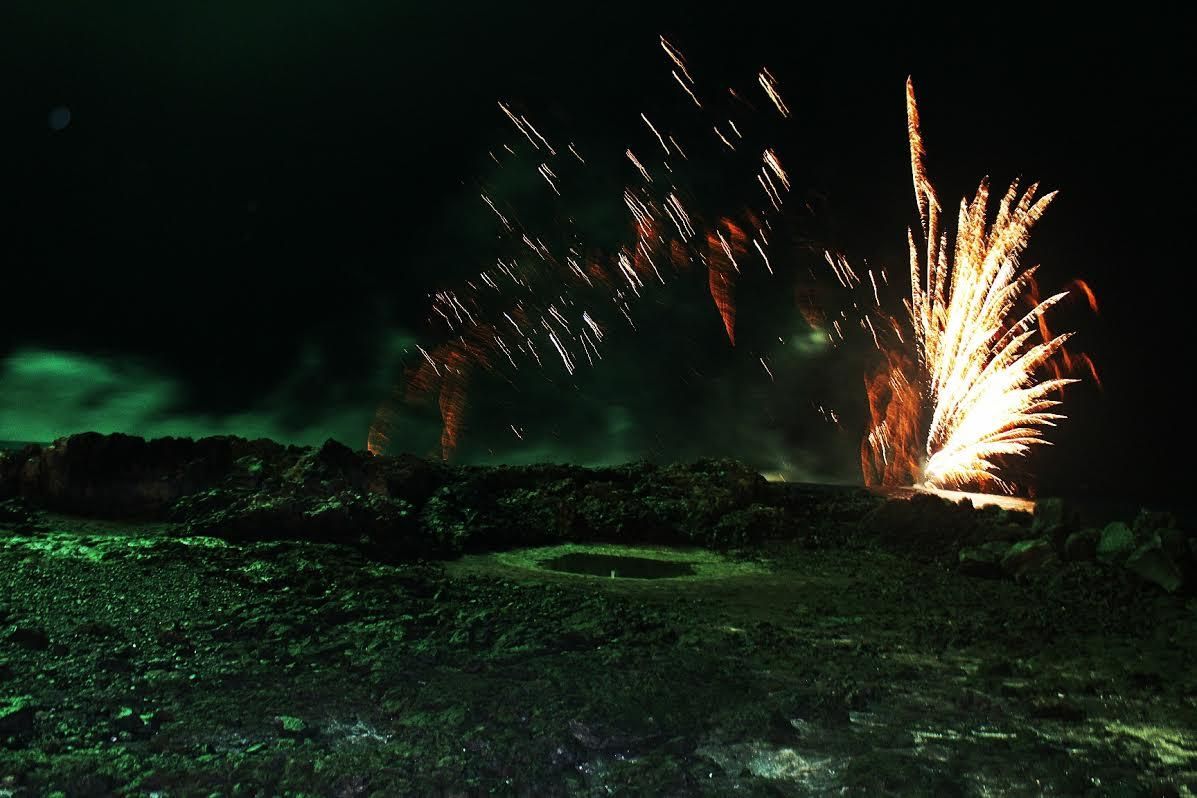 Los fuegos artificiales volvieron a destacar por su espectacularidad y belleza. Foto: JOSÉ AYUT.