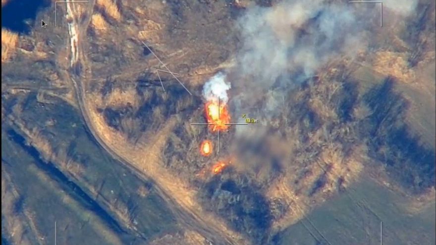 Imagen de un ataque de las fuerzas armadas rusas a un depósito de armamento ucraniano.