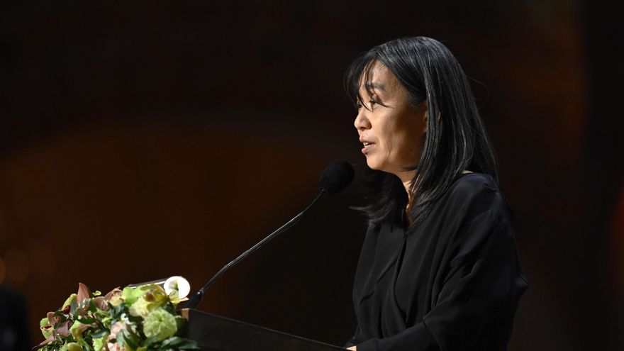 El nuevo libro de la Nobel de literatura Han Kang encabeza ventas en Corea del Sur