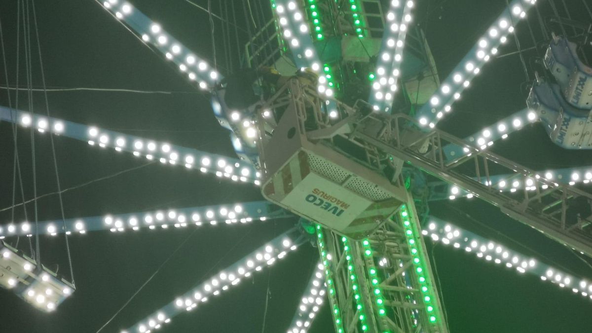 Un momento del rescate en las Ferias de Valdespartera.