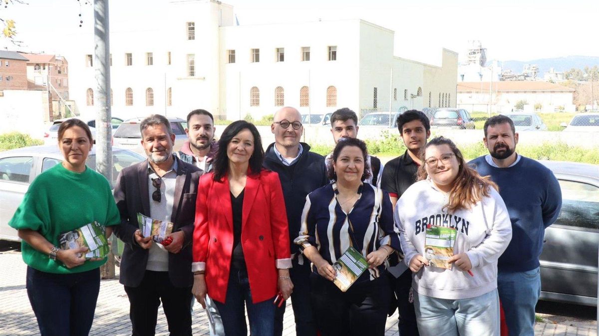 El PSOE critica a Juanma Moreno por una política de vivienda "ridícula"