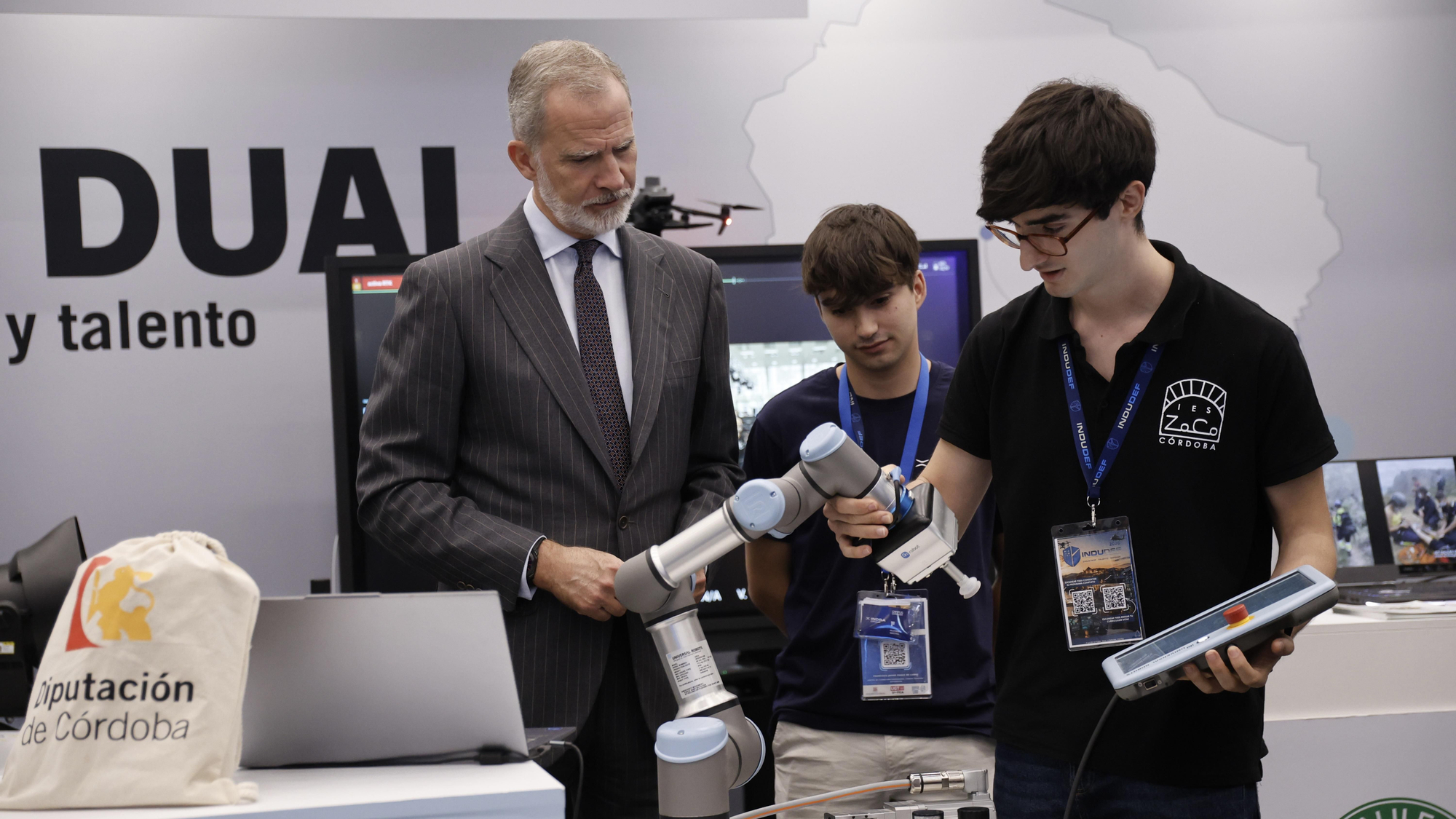 El Rey Felipe VI asiste a la jornada de clausura del Foro Indudef