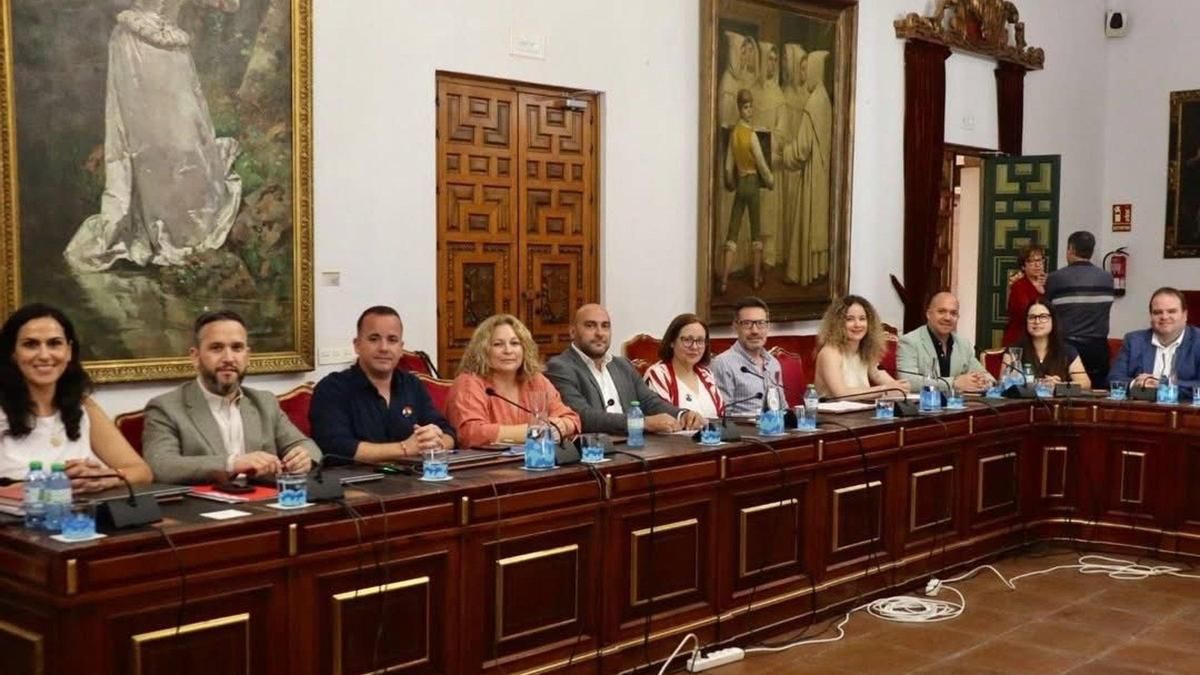 El PSOE apremia a Fuentes para exigir a la Junta "una solución definitiva" al agua en el Norte de Córdoba