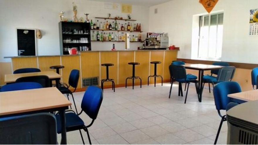 Teleclub de San Pedro. // Sahagún Digital