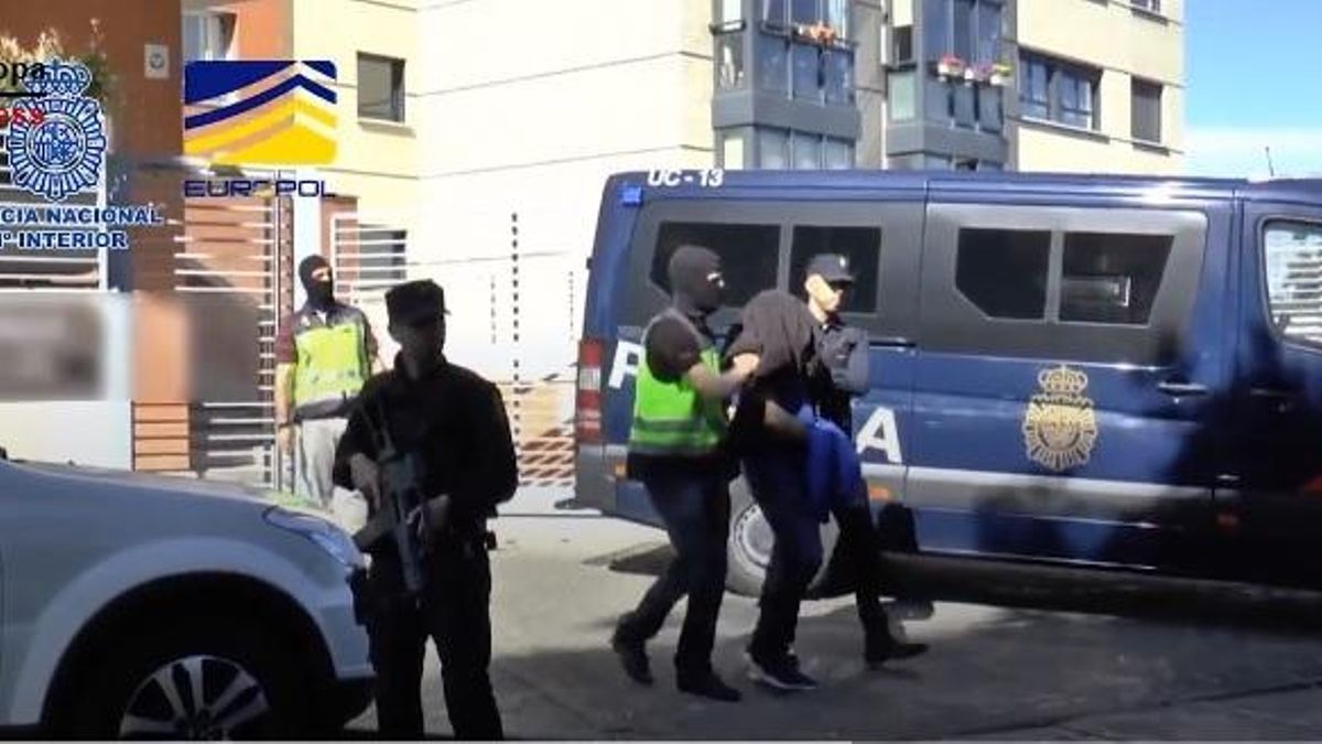 El presidente de la Comisión Islámica expresa su "profundo dolor" por los vínculos con el clan yihadista de los Kutayni