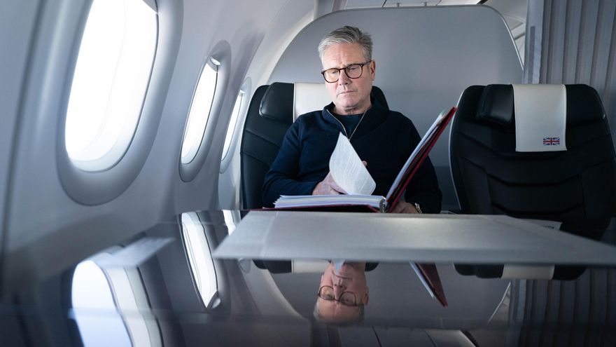 Elon Musk declares war on the United Kingdom and Europe looks at him with fear