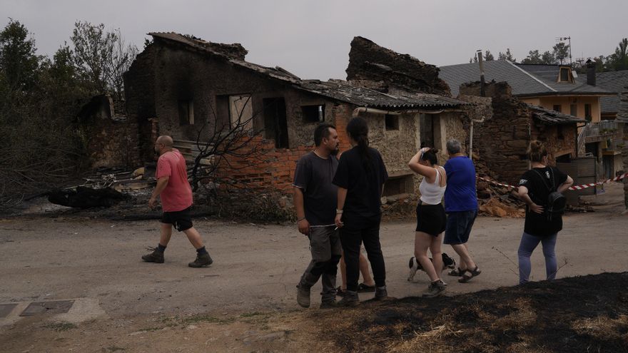 Así se piden las ayudas de 500 euros a las familias desalojadas por los incendios forestales en Castilla y León