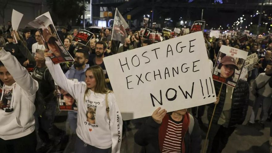 El Ejército de Israel reconoce que los tres rehenes a los que mató por error iban con una bandera blanca