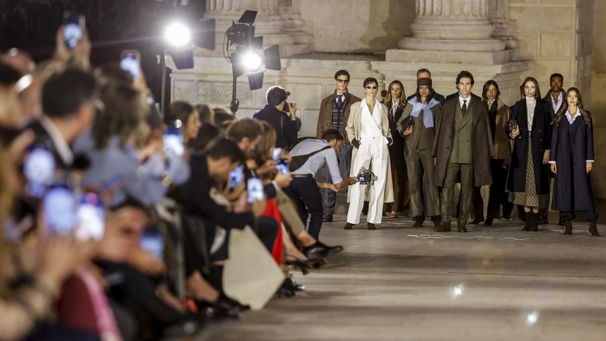 Desfile de Silbon en el Puente Romano