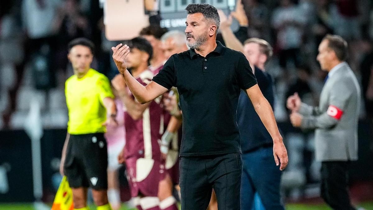 Iván Ania, optimista antes de Valladolid: “Los equipos crecen mejor en las victorias”