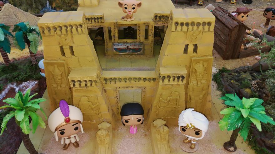 Uno de los castillos del belén 'funko'