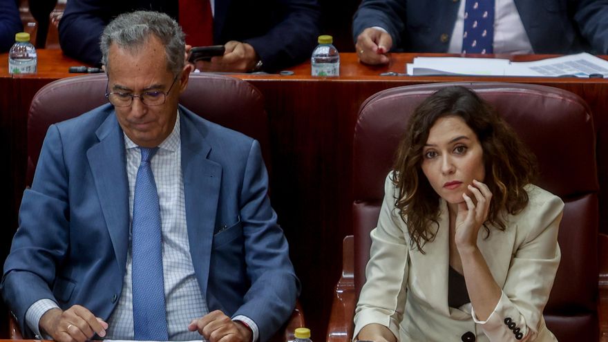 La presidenta de la Comunidad de Madrid, Isabel Díaz Ayuso, y el vicepresidente Enrique Ossorio
