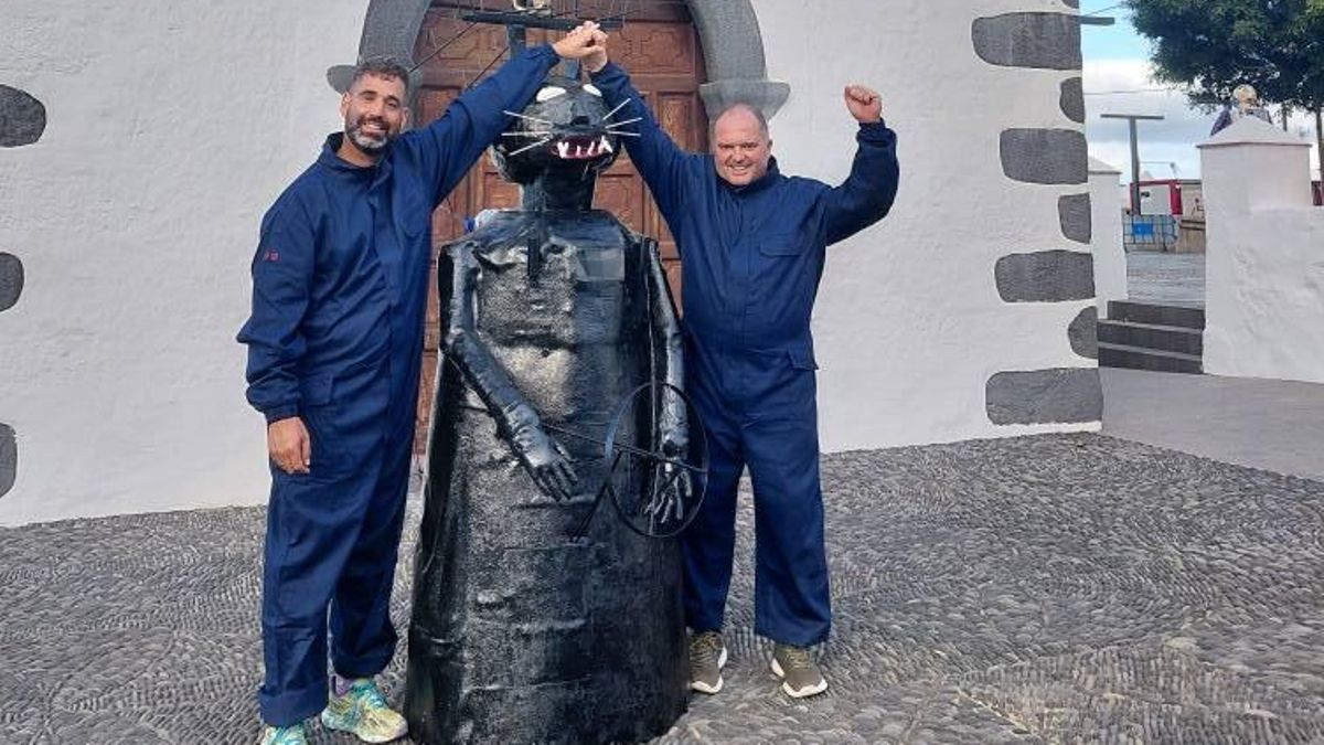 La Virgen del Socorro y el Gato Belial