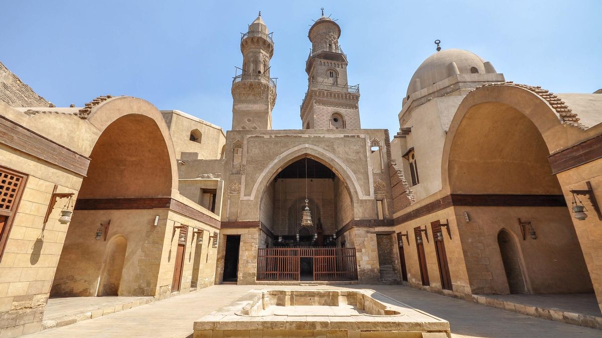 Madrasa de Qalawun, uno de los edificios más importantes de El Cairo.