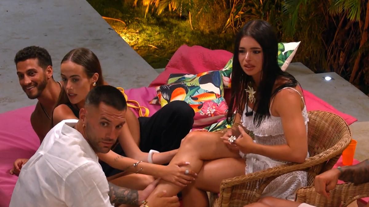 'La isla de las tentaciones 9' vivió el beso más esperado de toda la edición en Telecinco: "Ha sido mágico, muy sensual"