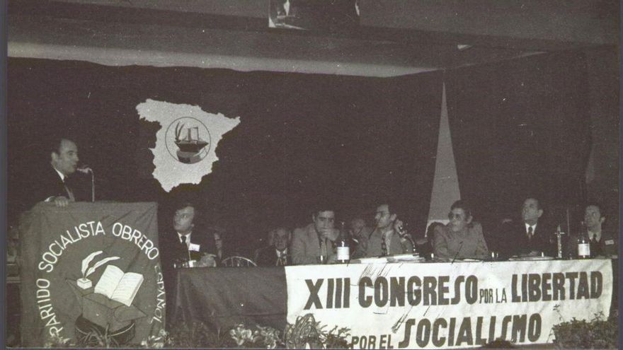 50 años de Suresnes: sin celebraciones y con González y Guerra lejos del PSOE de Sánchez