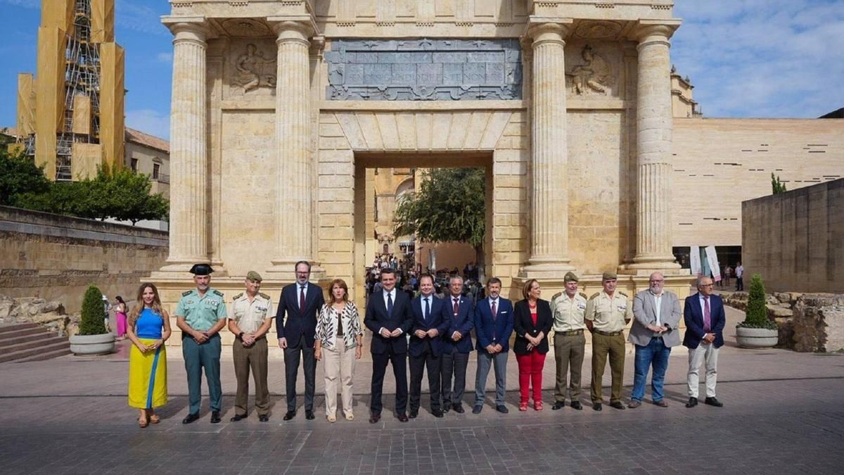 Representantes institucionales en la presentación oficial de la Alianza Andaluza de la Industria de Defensa.