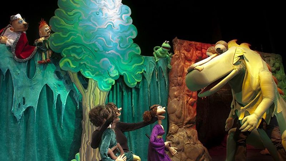 Archivo - Imagen del espectáculo 'La princesa y el dragón' que participa en el circuito 'Cultura escena'