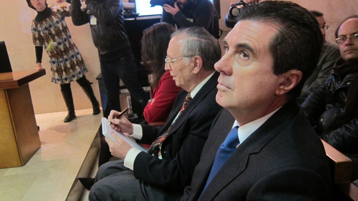 Más de 300 políticos españoles están imputados en presuntos casos de corrupción, con Baleares y Valencia a la cabeza