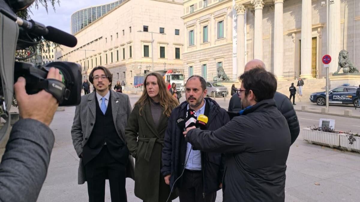 Escola Valenciana reclama una llei estatal que blinde els drets lingüístics i garantisca el valencià com a llengua de servei públic