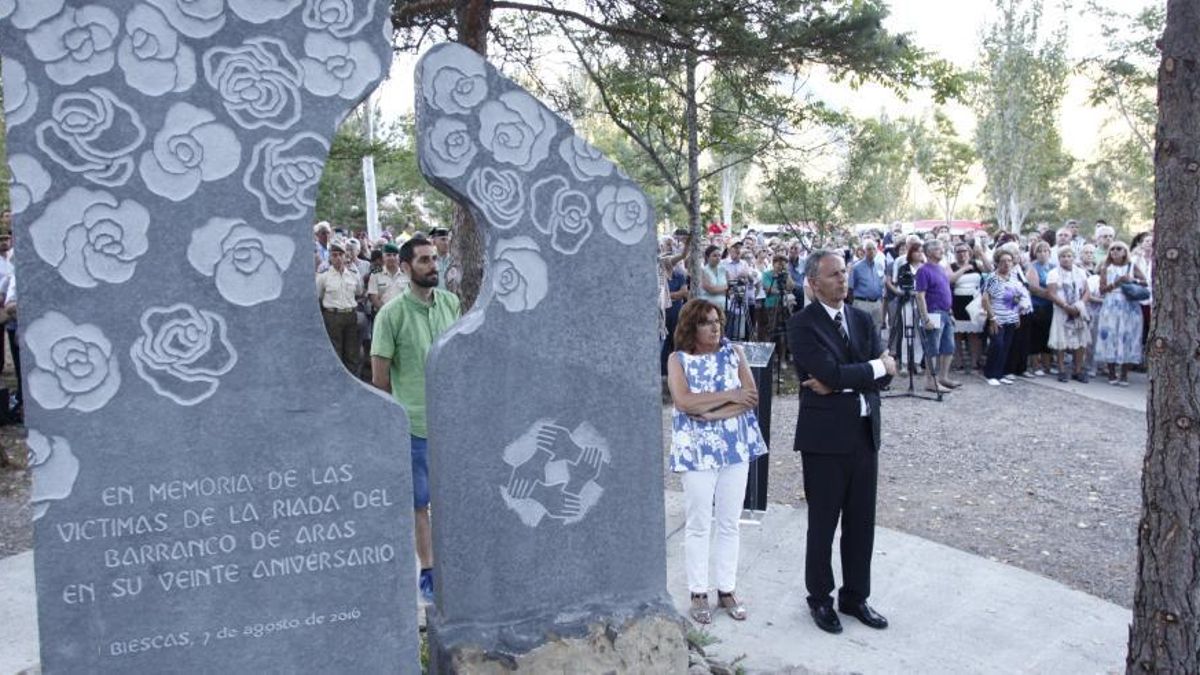 Homenaje a las víctimas en el 20 aniversario de la tragedia