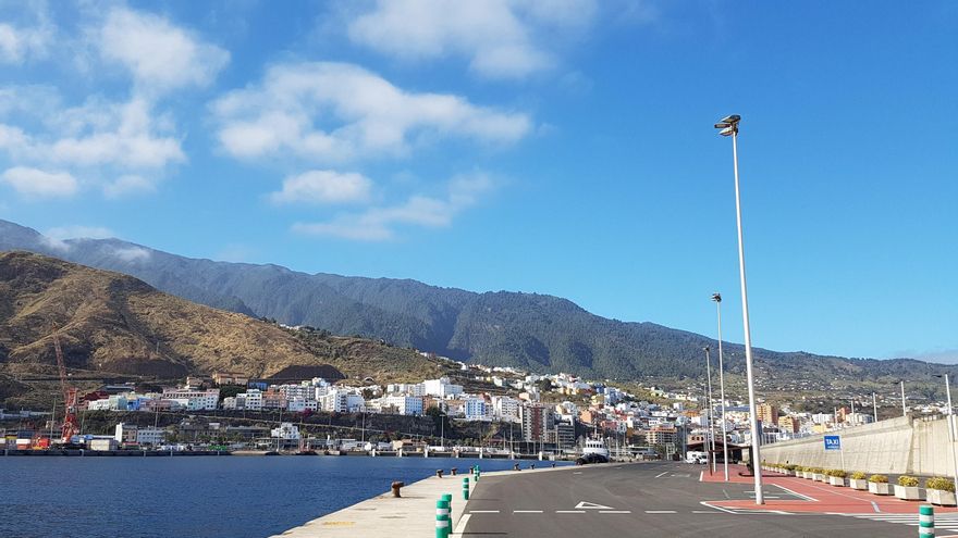 Nubes y grandes claros