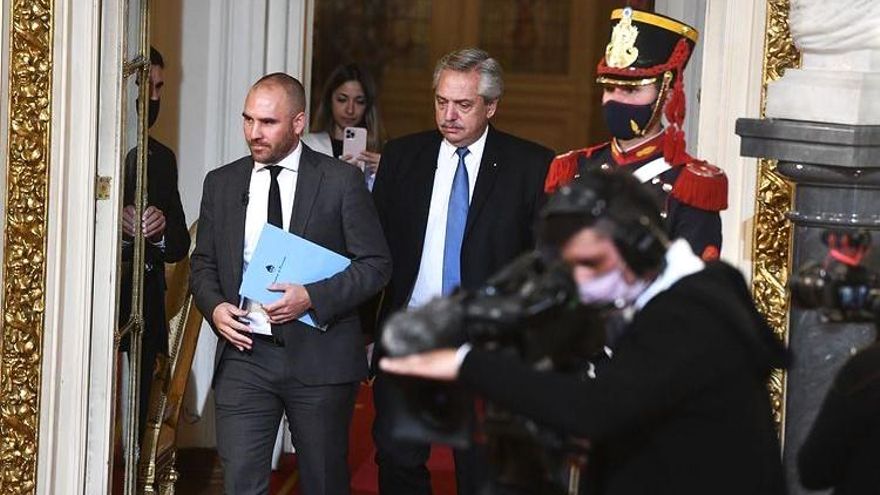 Luz: en los sectores altos, la suba rondará el 200%, será escalonada y la aplicación plena llegará en diciembre