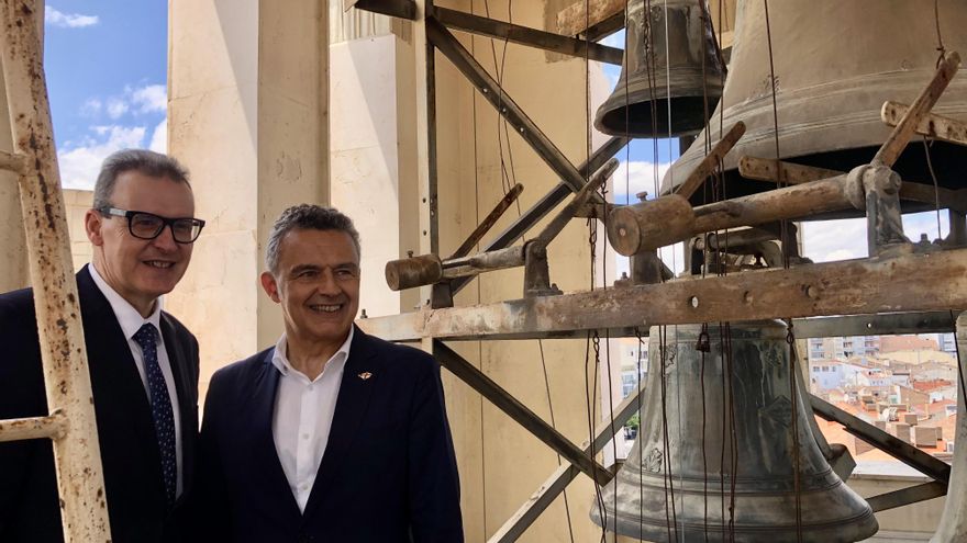 El Torreón del Espolón, donde está la sirena, se incorporará a una red de miradores urbanos