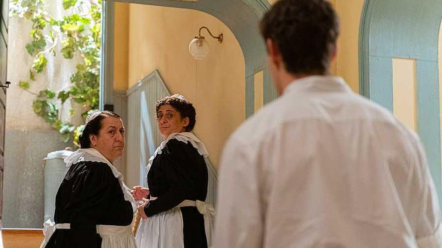 Simona y Candela planean escapar de 'La Promesa'