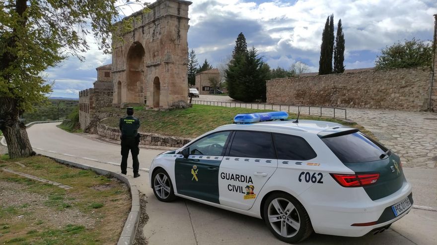 La Guardia Civil, en Medinaceli (Soria).