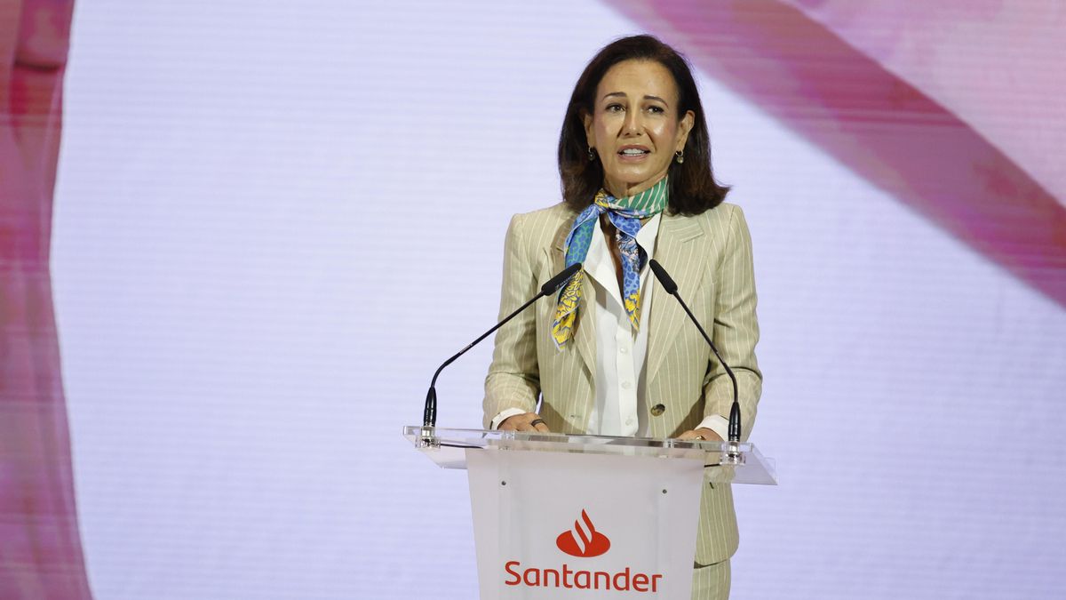 Santander cae un 3,5% en bolsa tras la compra de Webster, beneficio récord y 5.000 millones en recompra de acciones