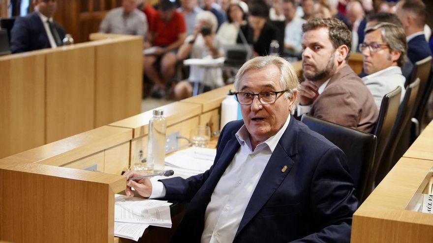 La contrapropuesta en el PP de León: votar 'sí' a una autonomía sin Castilla con informes jurídicos y que lo asuma Mañueco