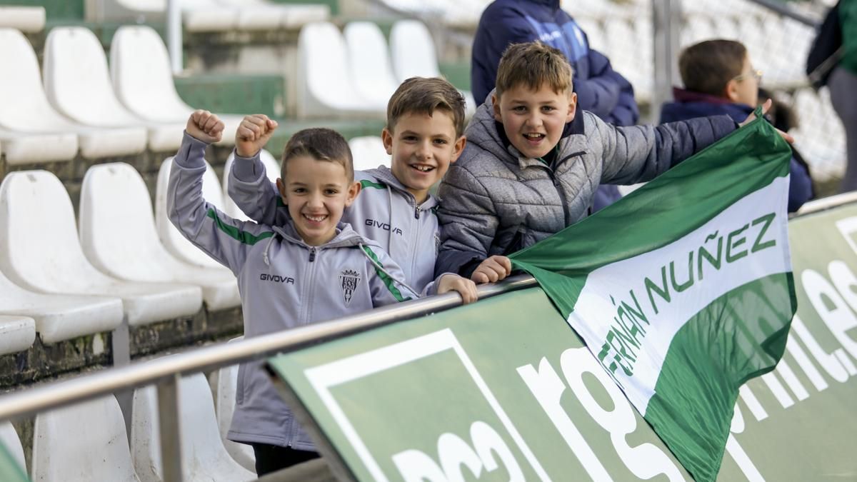 Grada Blanquiverde del Córdoba CF - CD Leganés