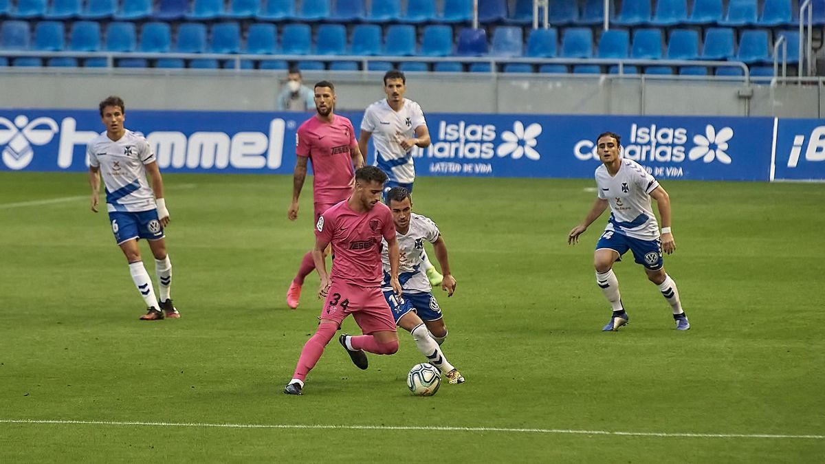Imagen del Tenerife-Málaga celebrado en el Heliodoro.