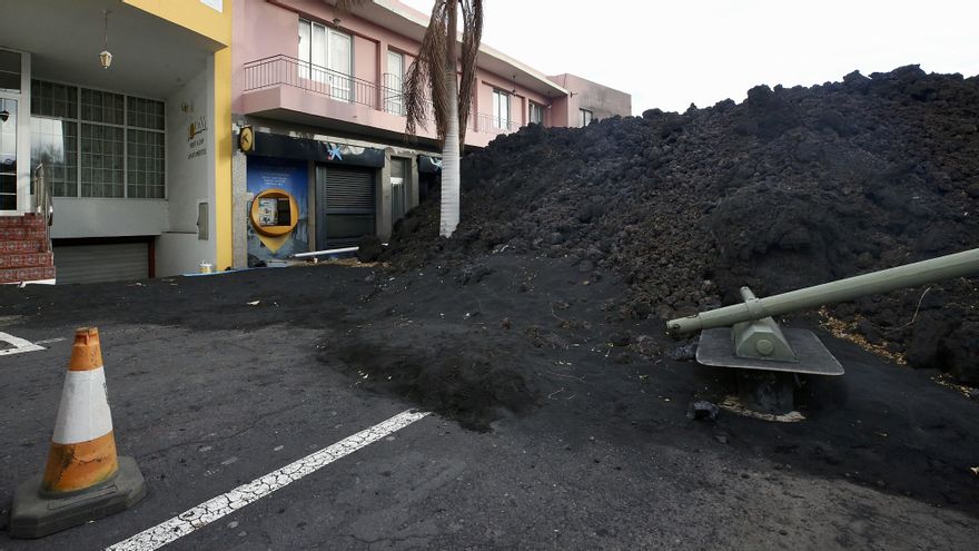 Punto en el que se paró la lava en el barrio de La Laguna. (ALEJANDRO RAMOS)
