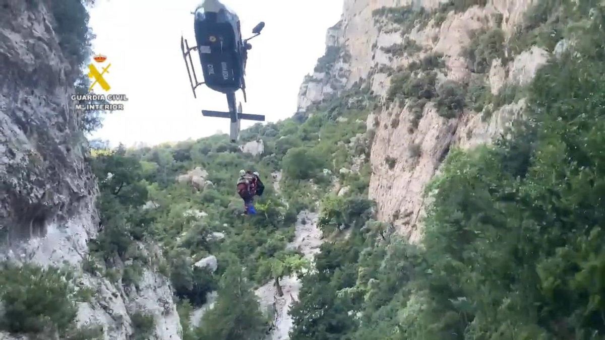 Imagen de archivo de uno de los rescates llevados a cabo por la Guardia Civil en la provincia de .Huesca