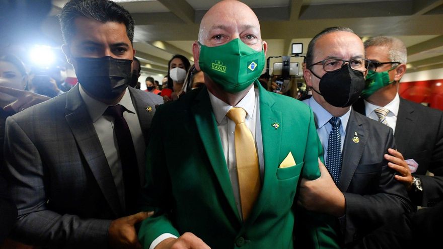 Empresario bolsonarista defiende ante el Senado remedios anticovid de dudosa eficacia