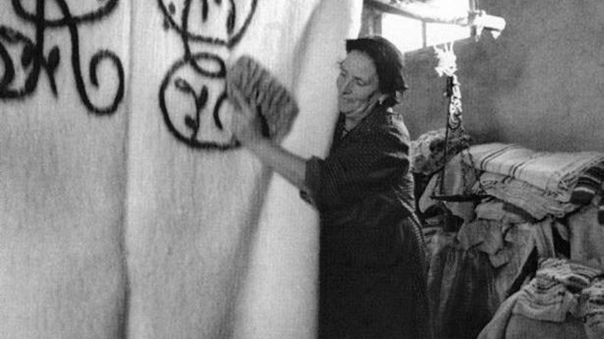 La Comunal de Val de San Lorenzo abre este sábado la gira de presentaciones del libro sobre Dolores Fernández Geijo